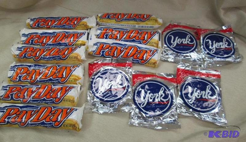 Qty 14 candy bars Payday Peanut caramel bar, ...