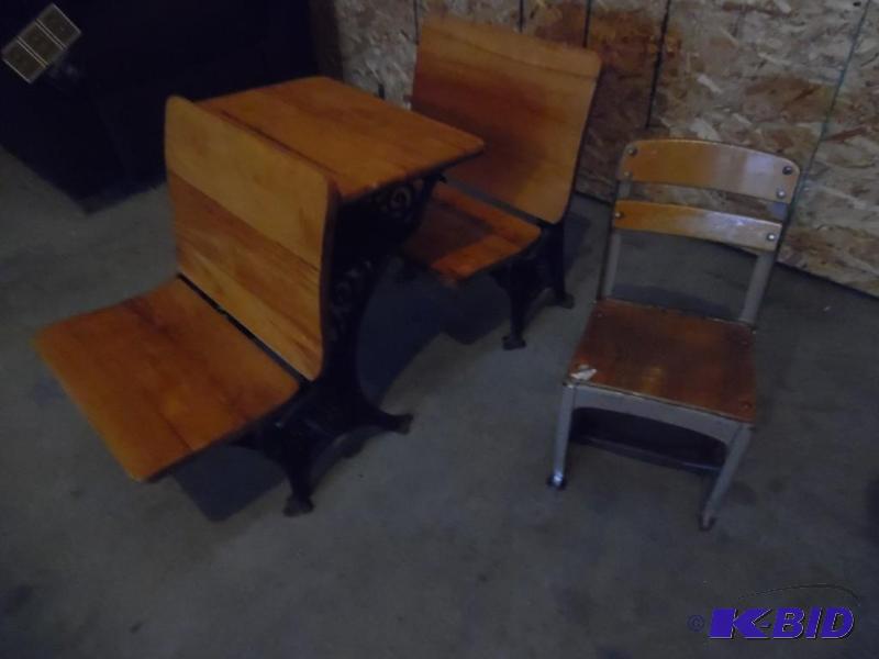 Childs Desk