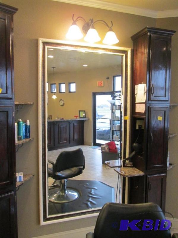 lot 22 image: Large Salon Mirror
