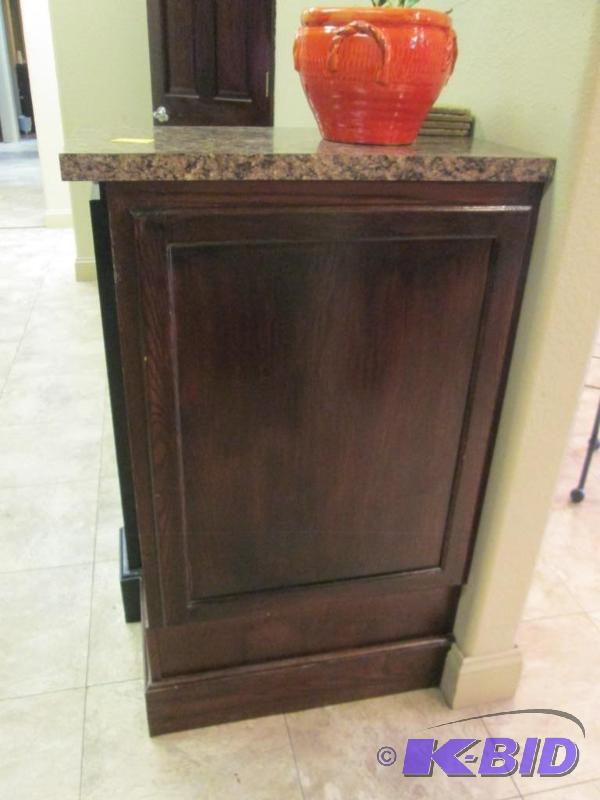 lot 39 image: Cabinet Countertop