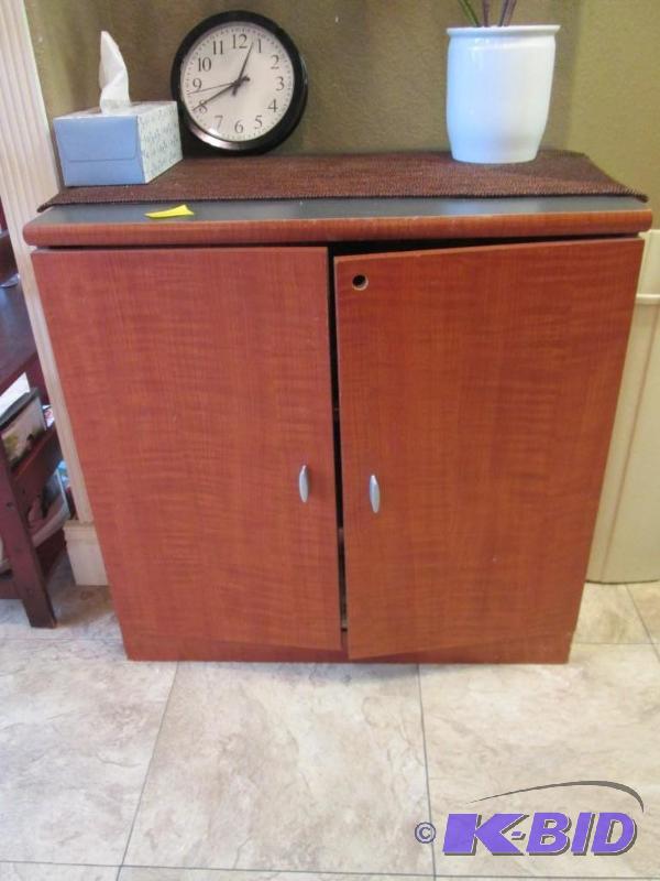 lot 50 image: 2-Door Wooden Cabinet