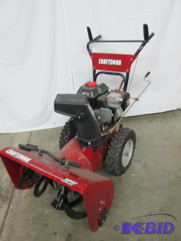 lot 2 image: Craftsman 8.0 HP 27 Snow Blower