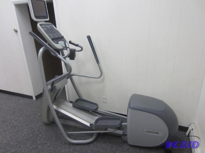 lot 12 image: Precor 534i Light Commercial Elliptical.  w Cardio Theater TV package.