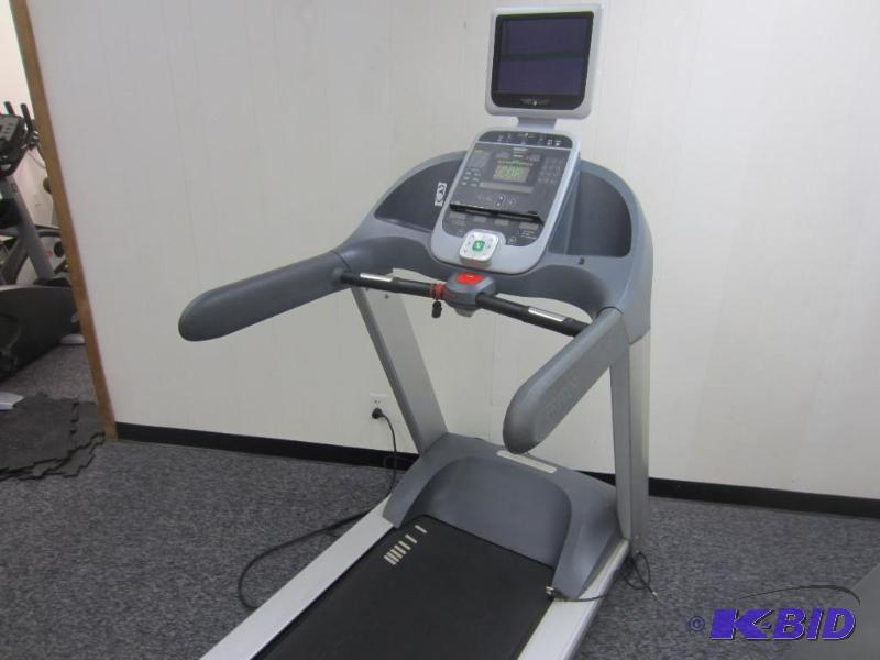 lot 3 image: Precor 946i Light Commercial Treadmill.  With Cardio Theater Package