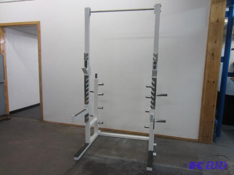lot 45 image: Pro Elite Heavy duty commercial Half RacK