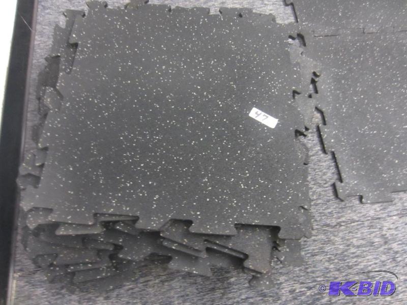 lot 47 image: lot of 25 brand new 24 x 24 38 inch thick commercial rubber floor tiles.