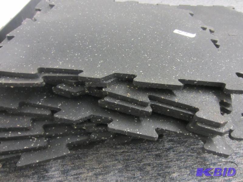 lot 48 image: lot of 25 brand new 24 x 24 38 inch thick commercial rubber floor tiles.