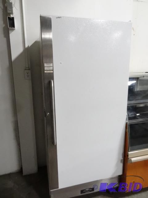 lot 101 image: Arctic Air Freezer on Wheels Model F22CW8 NSF...