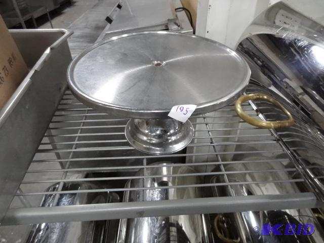 lot 105 image: 13" Cake Stand...