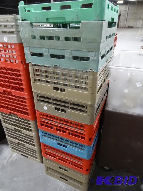 lot 117 image: 10 Dish Washer Racks...