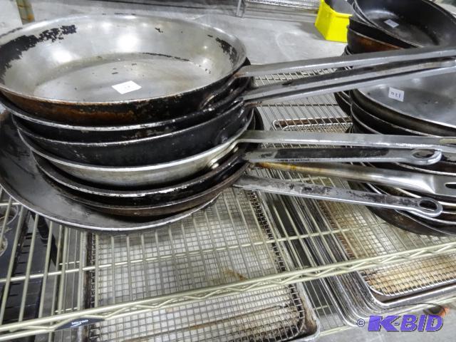 lot 121 image: 12" Sautee Pans Qty 6...