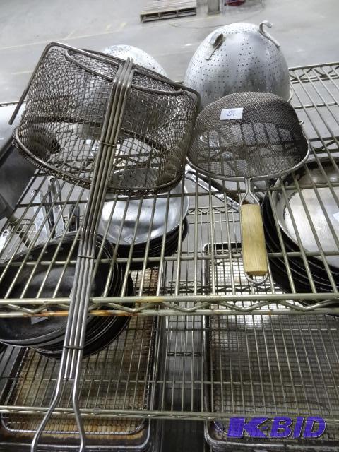 lot 125 image: 4 Strainers...