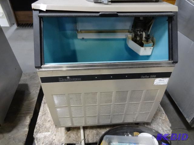 lot 170 image: Manitowoc Series 250 Ice Maker 120 Volt...