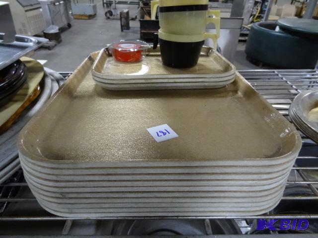 lot 187 image: Misc Cafeteria Trays...