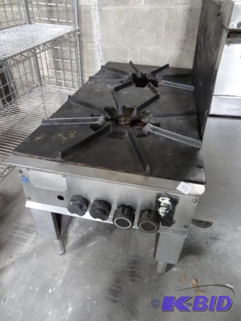 lot 73 image: 2 Burner Stock Pot Stove. Montague. 2SP2053 ...