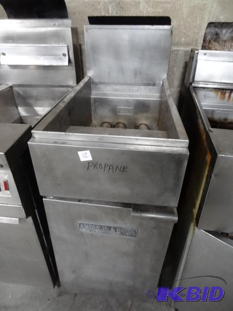 lot 75 image: American Range Propane Deep Fryer. Model AF-4...