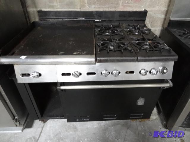 lot 78 image: Wolf Stove and extra Wide Oven. 4 Burner. 23 ...