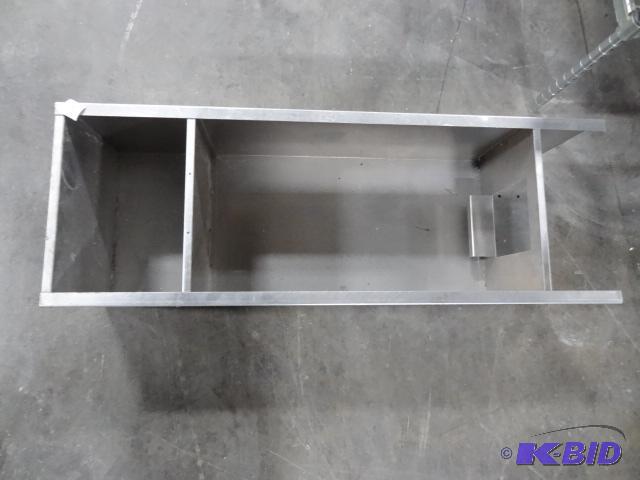 lot 90 image: Aluminum Shelf Unit 13 X 37 X 10...