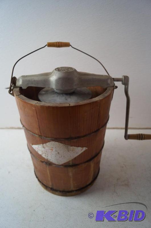 ice cream maker