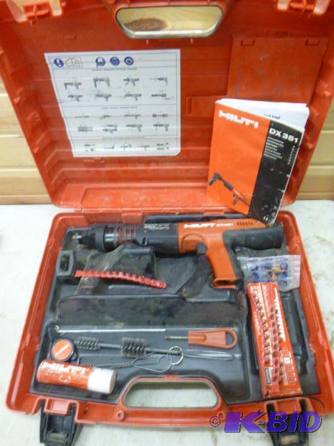 lot 102 image: Hilti&nbspPower-Actuated Tool DX351 - with c...