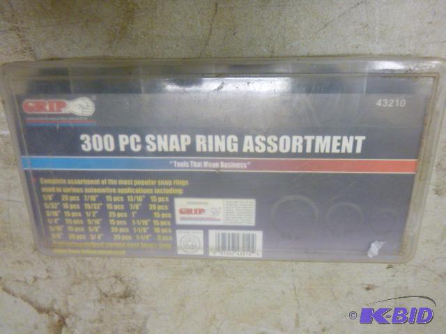 lot 105 image: Grip 300 Piece Snap Ring Assortment...