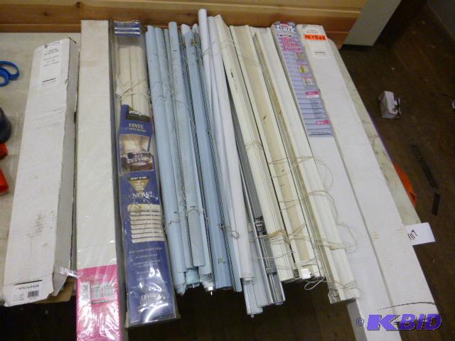 lot 117 image: Lot of Miscellaneous Window Blinds Various si...