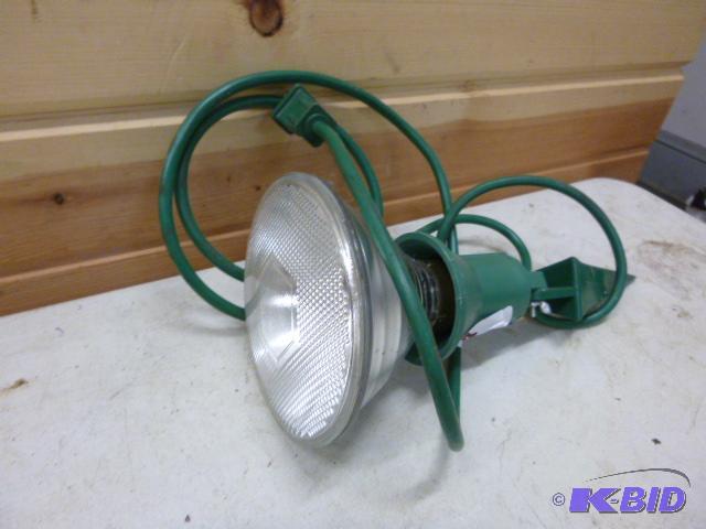 lot 119 image: Yard Flood Light...