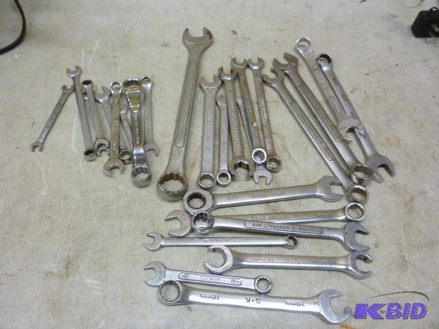 lot 121 image: Miscellaneous Wrenches...
