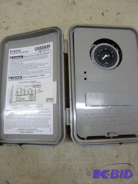 lot 14 image: Grasslin Timer DTAV40...