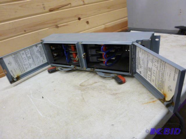 lot 151 image: Square D GMB Switch Catalog No. GMB-323-TD, S...