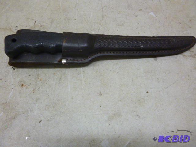 lot 190 image: Gander Mountain 7" Filet Knife with Leat...