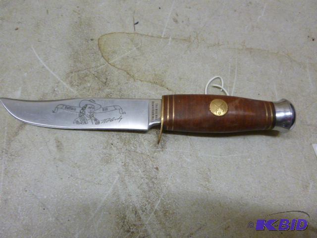 lot 34 image: Buffalo Bill Knife The Wild West Bowie Knife ...