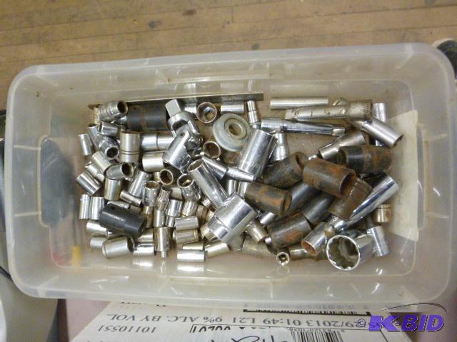 lot 48 image: Miscellaneous Sockets...