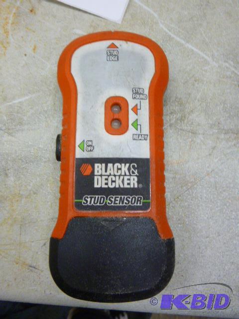 lot 54 image: Black & Decker Stud Sensor...