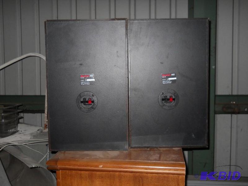 lot 16 image: Pair ofBoston Acoustic A60 Speakers