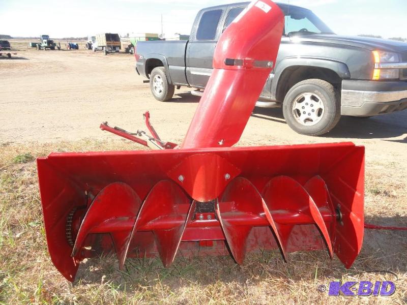 lot 1003 image: Front Mount Snowblower
