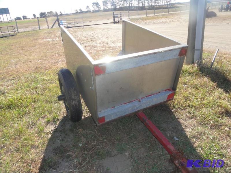 lot 1025 image: 2 wheel trailer