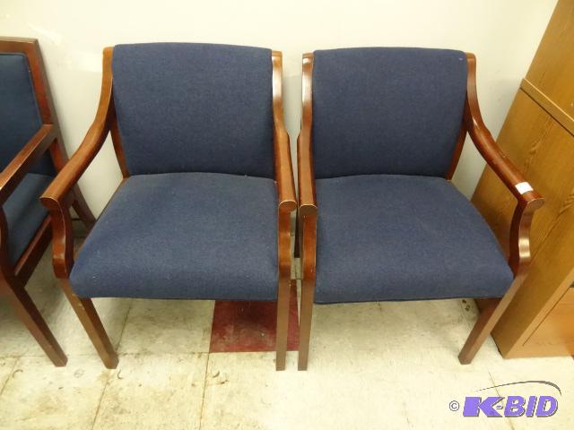 lot 189 image: 2 Matching Wood Framed Side Chairs....