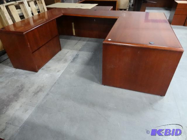 lot 254 image: U Shaped 3 Piece Office Desk. 2 Lateral Drawe...