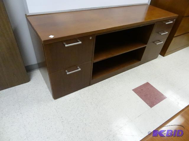 lot 34 image: Laminate Office Credenza. 5 Drawer. Nice Shap...