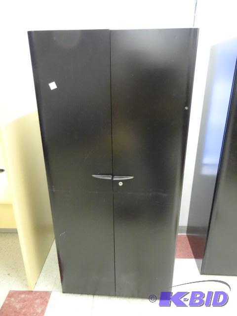 lot 6 image: Metal 2 Door Cabinet 3 Shelves 30 X 19 X 65...