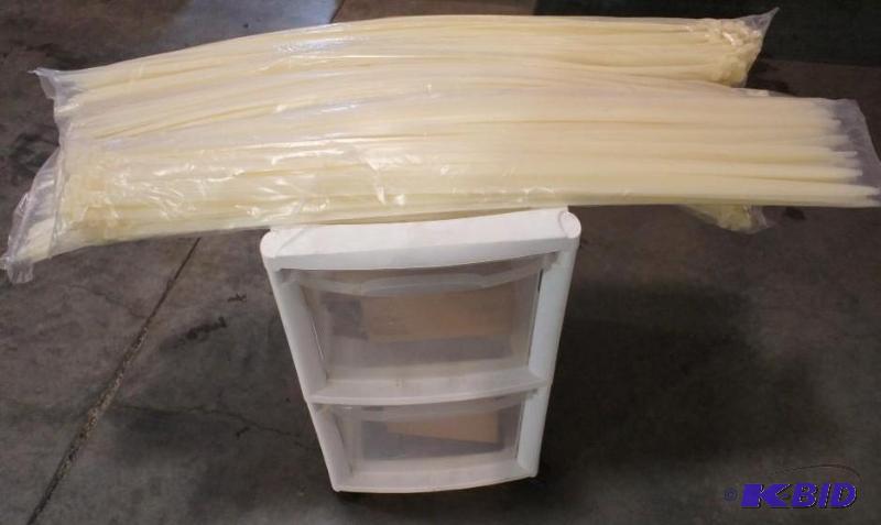4 Bags of Heavy Duty Cable Ties  40&quot lo...