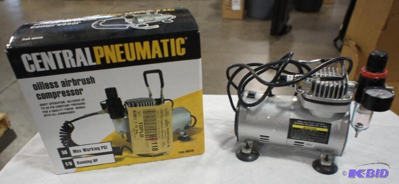 lot 20 image: Central Pneumatic Oiless Airbrush Compressor....