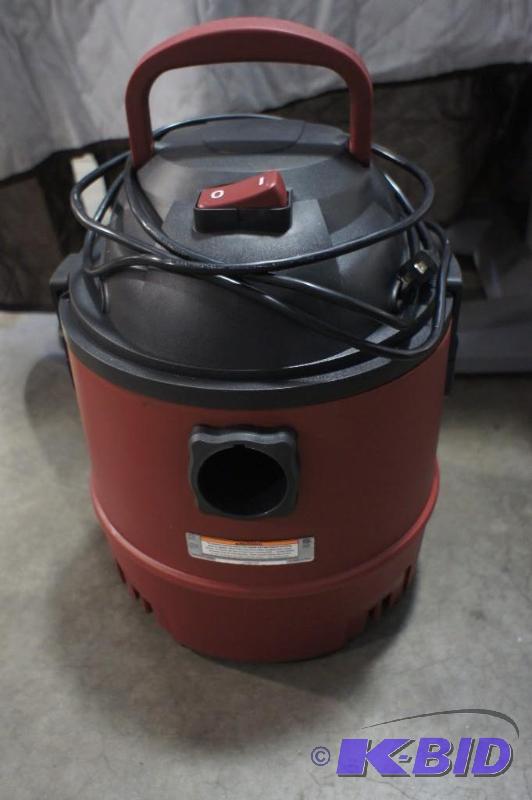 Central Machinery 5 Gallon Wet/Dry Vac/Blower... Tool Tools Tools
