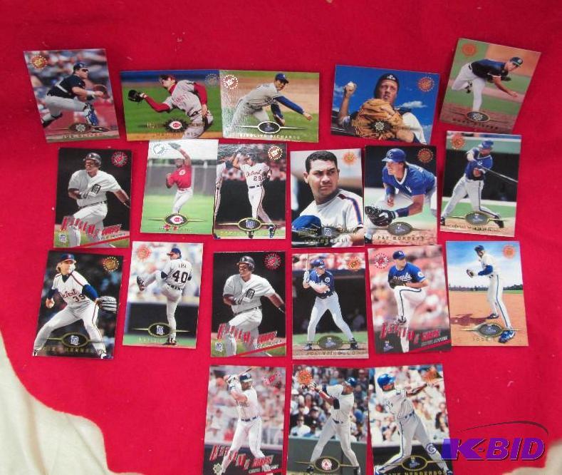 lot 113 image: Qty 20 TSC cards Royals Dave Henderson, Jose ...