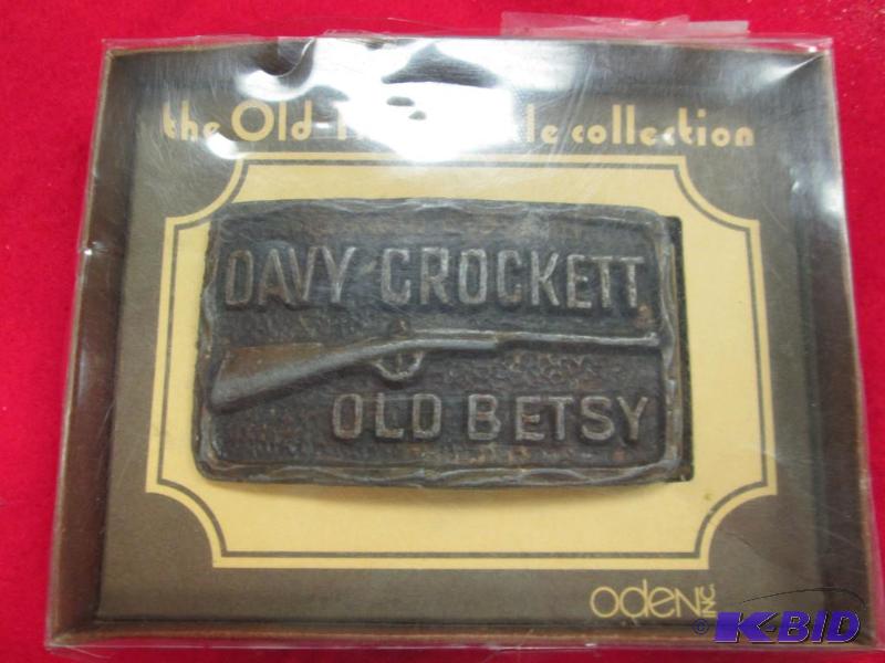 lot 12 image: The Old-time buckle collection Davy Crockett ...