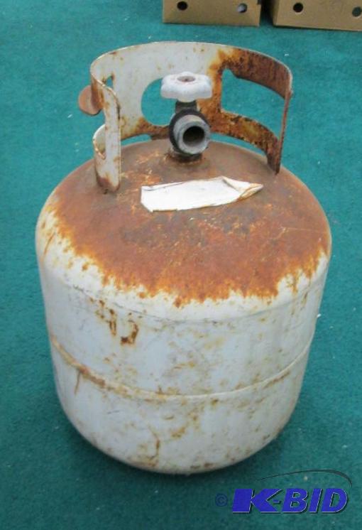 lot 225 image: LP tanks...
