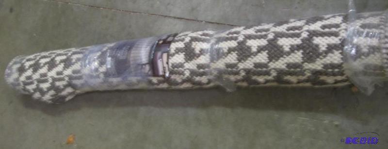 lot 40 image: Area rug Ivorygray 5ft x 7ft...