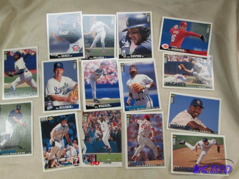 lot 46 image: Qty 15 Upper deck Collectors choice Reds, Pet...