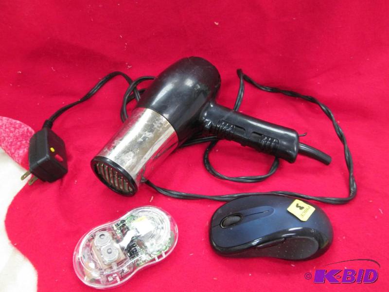 lot 86 image: Qty 3 Hair dryer, seewalker, and a logitech c...